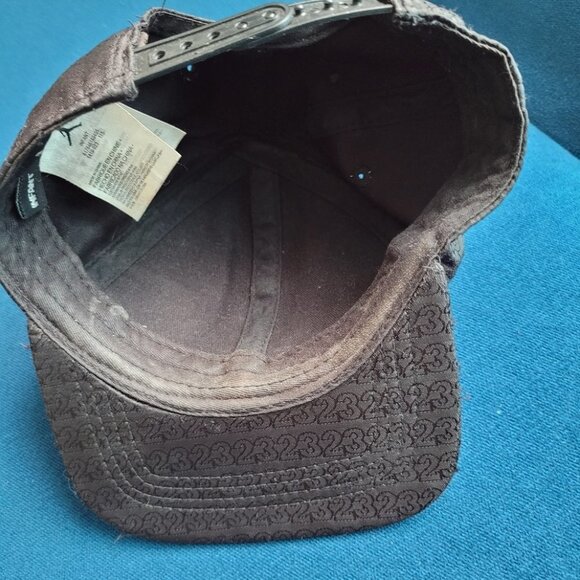 Jordan hat - Picture 2 of 2